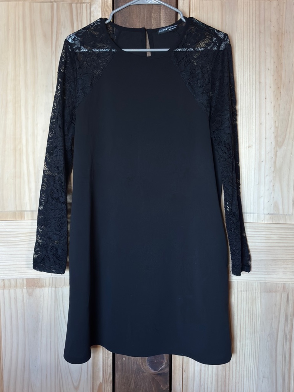 Lace Long-Sleeve Shift Dress